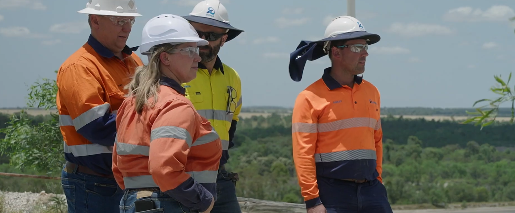 See how complex frontline organizations manage payroll, workforce management, and compliance requirements across locations, jurisdictions, and shifts with support from the Dayforce platform.