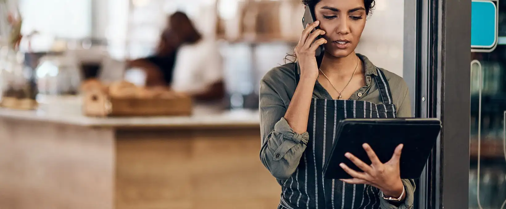 Outdated pay cycles are draining workers’ wallets and minds. Find out what employers can do about it in our latest WorkWell report. 