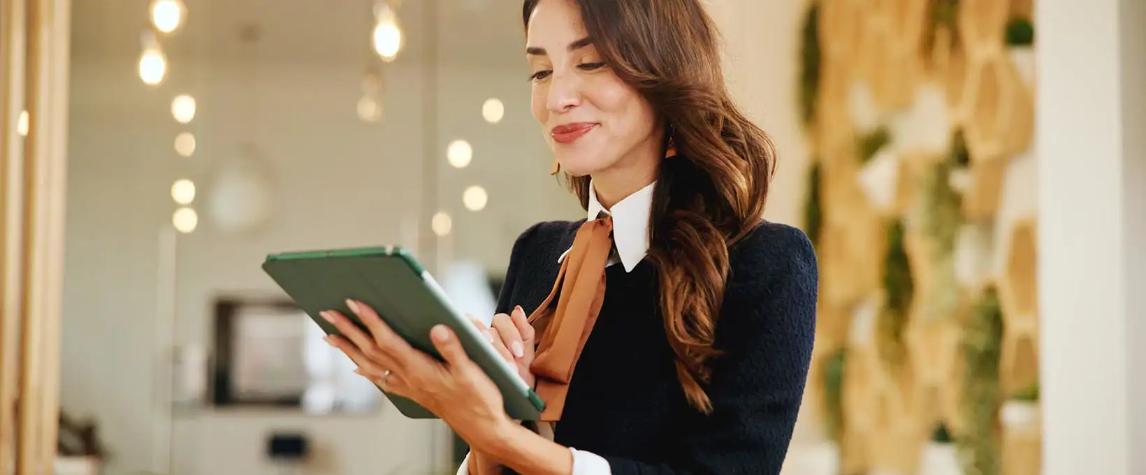 See how Ingenia reduced onboarding to 1 day, reached 98% app adoption, and simplified compliance with Dayforce.